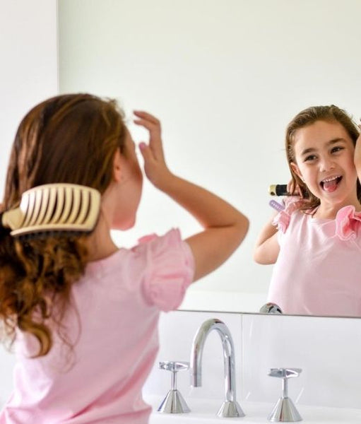 myhairup perfect brush for children without damage and pain